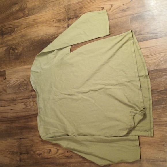 Free People Beach Green Oversized Long Sleeve EEE - Picture 2 of 5
